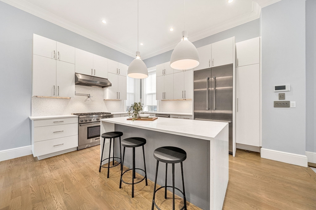 327-329 Shawmut Ave # 1