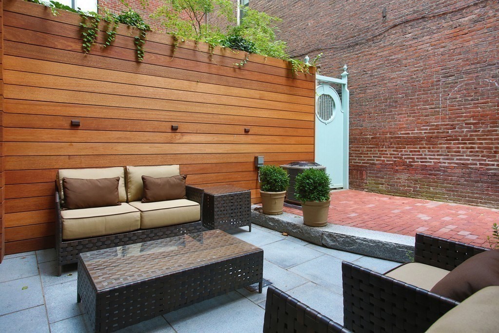 327-329 Shawmut Ave # 1
