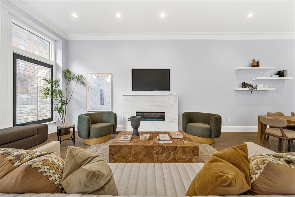 327-329 Shawmut Ave # 1