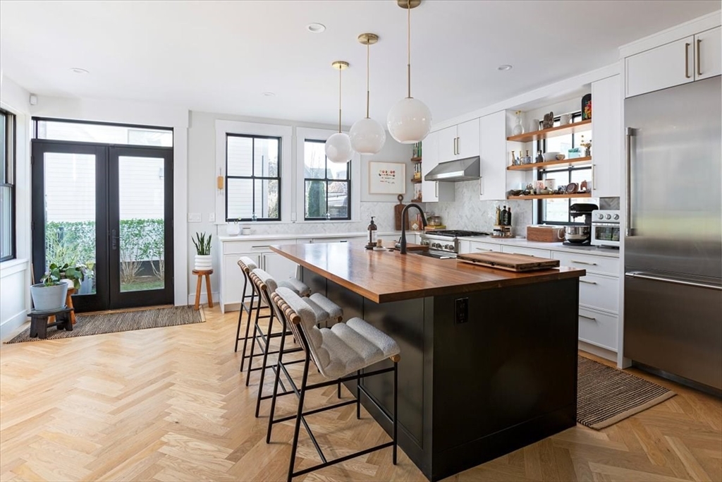 112 Holworthy Street # 1