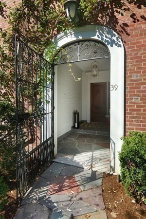 39 Worthington Rd