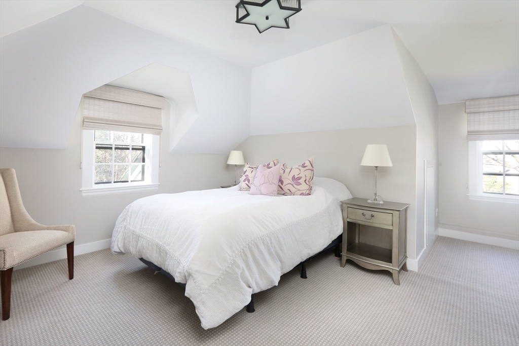 39 Worthington Rd