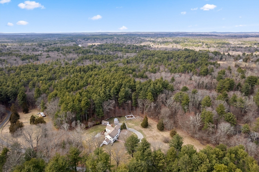 85 Strawberry Hill St