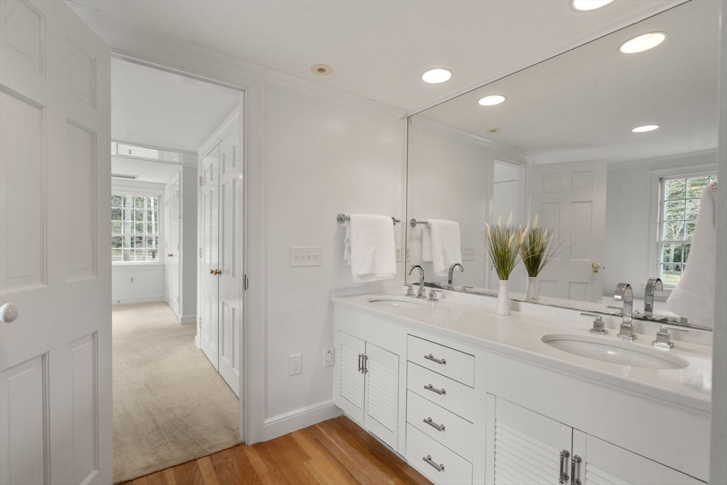 85 Strawberry Hill St