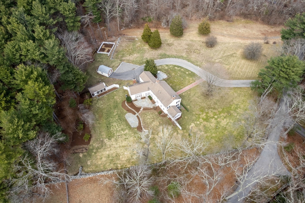 85 Strawberry Hill St