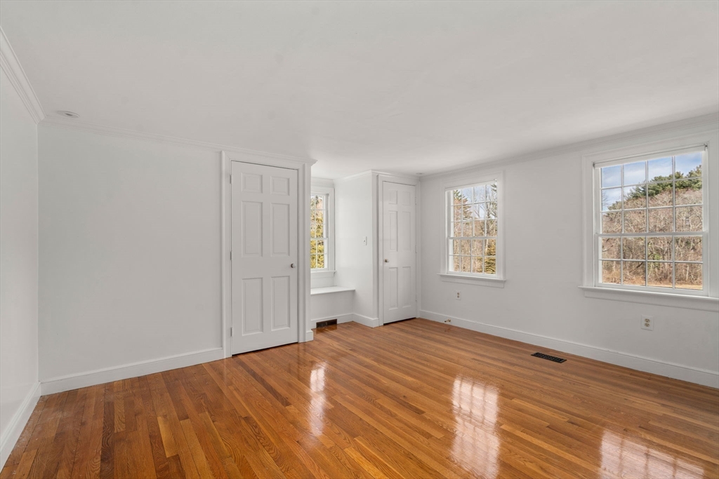 85 Strawberry Hill St