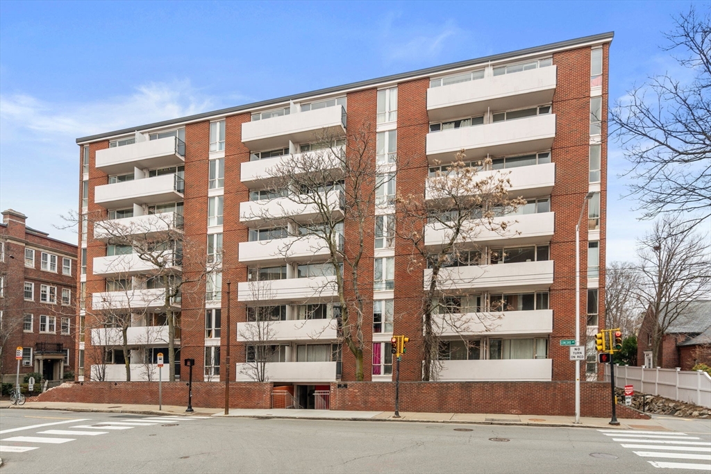 29 Concord Ave # 504