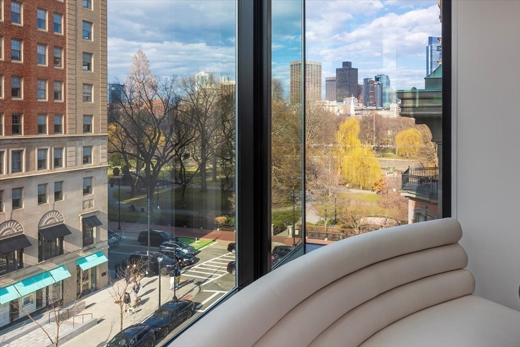 6 Newbury Street # 502 Unit: 501-502