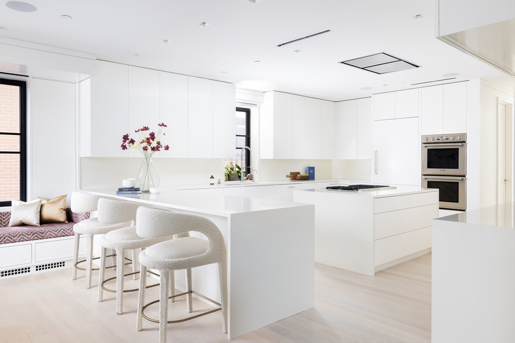 6 Newbury Street # 502 Unit: 501-502