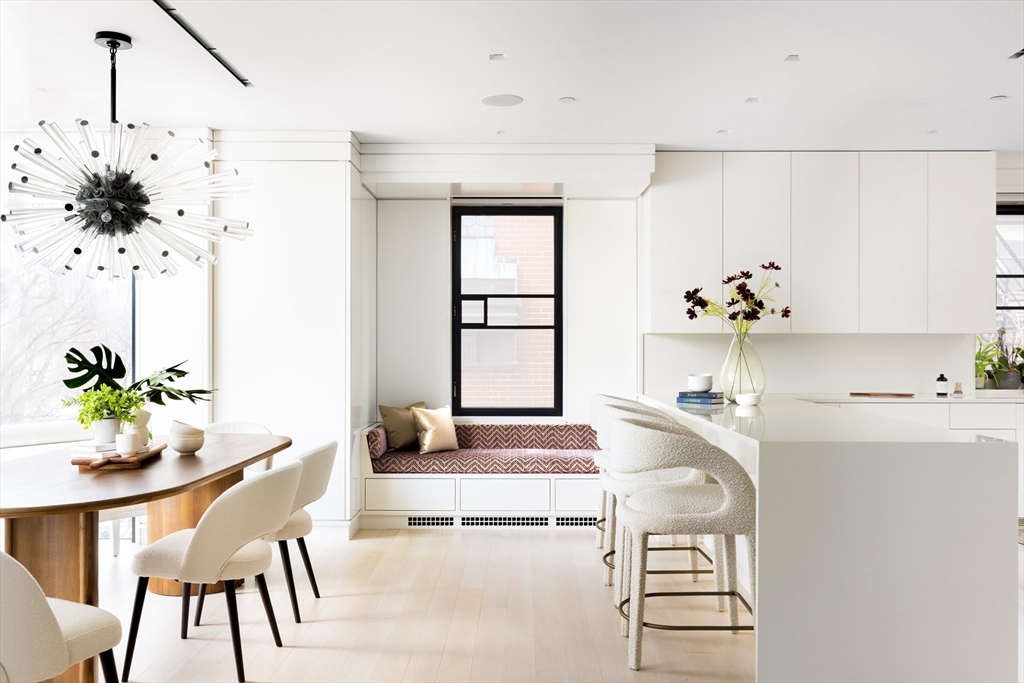 6 Newbury Street # 502 Unit: 501-502