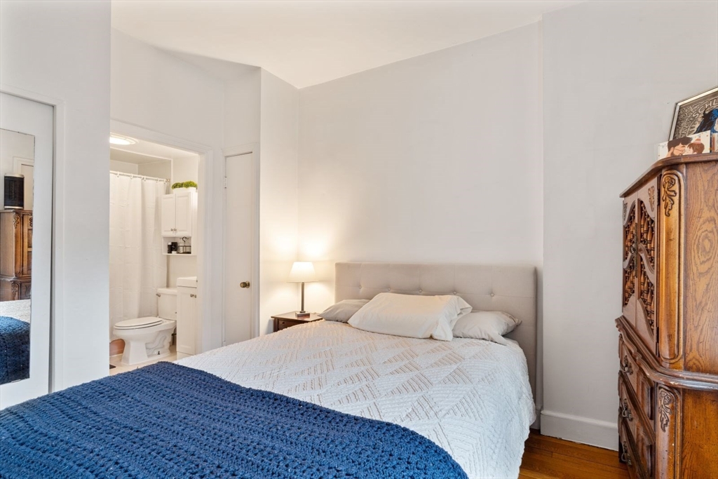 38 Winchester Street # 2