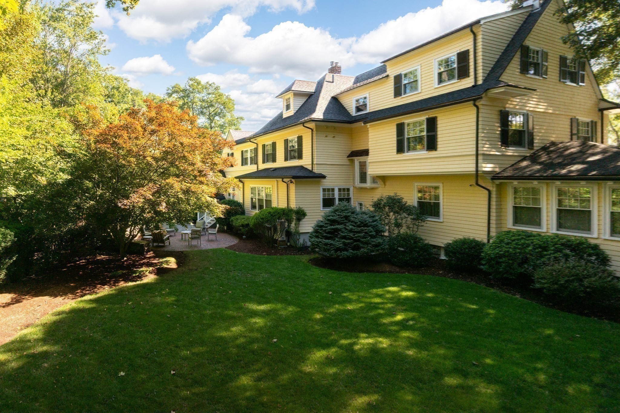 11 Winthrop Road
