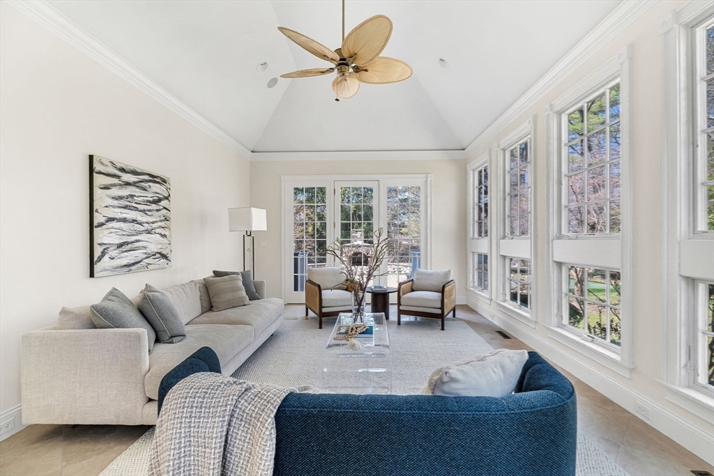 1 Stonefield Lane