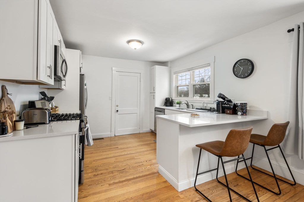 27 Bennington Street # 27