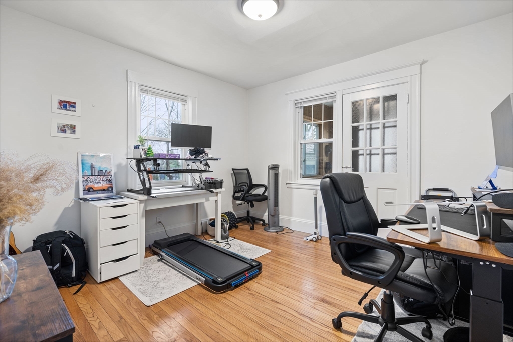 27 Bennington Street # 27