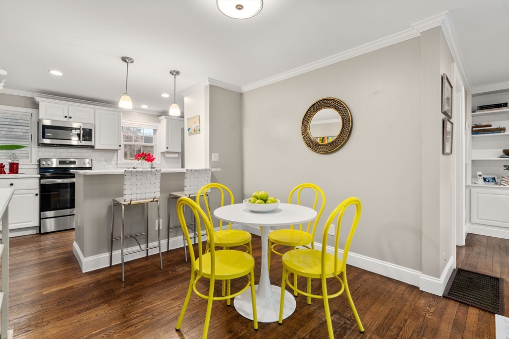 11 Oak St # 16
