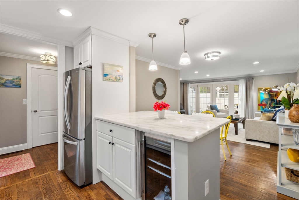 11 Oak St # 16