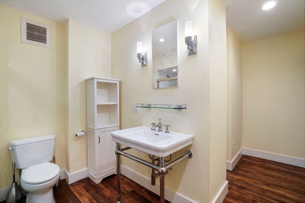 325 Marlborough Street # 1