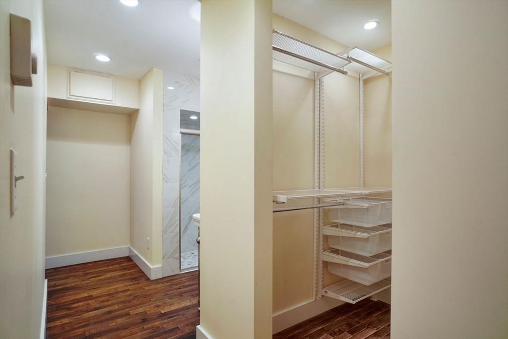 325 Marlborough Street # 1