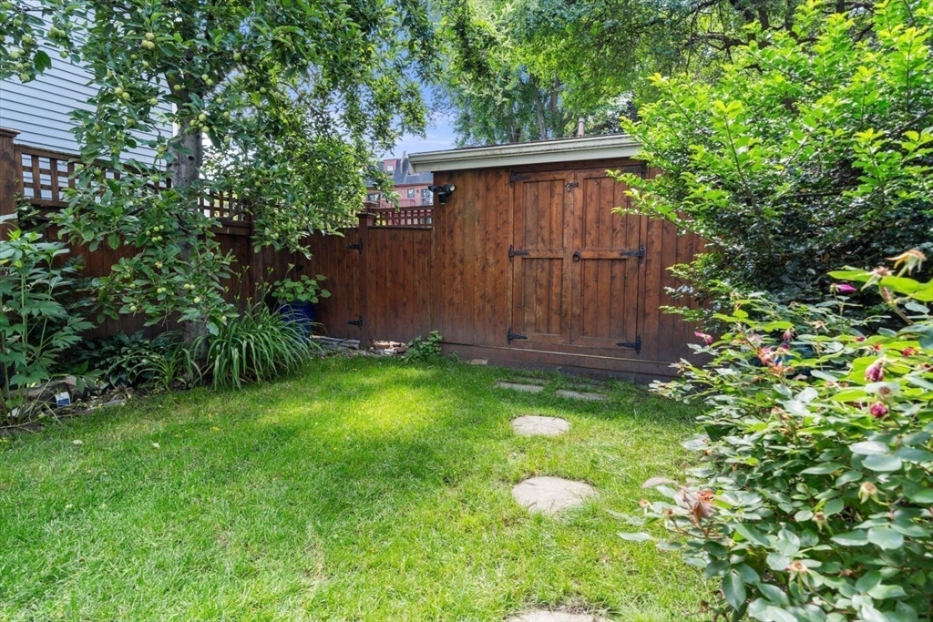 19 Union Street Unit: SF