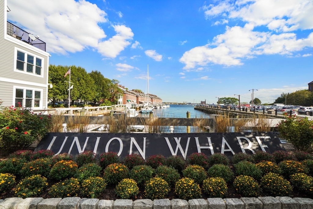 343 Commercial Street # 211