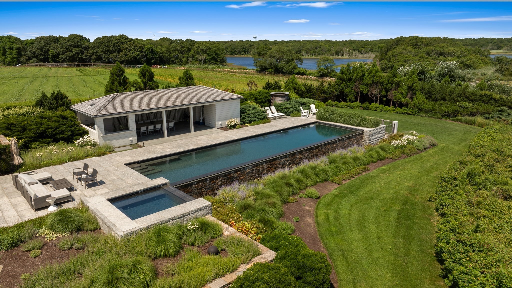 1 Mattarest Lane