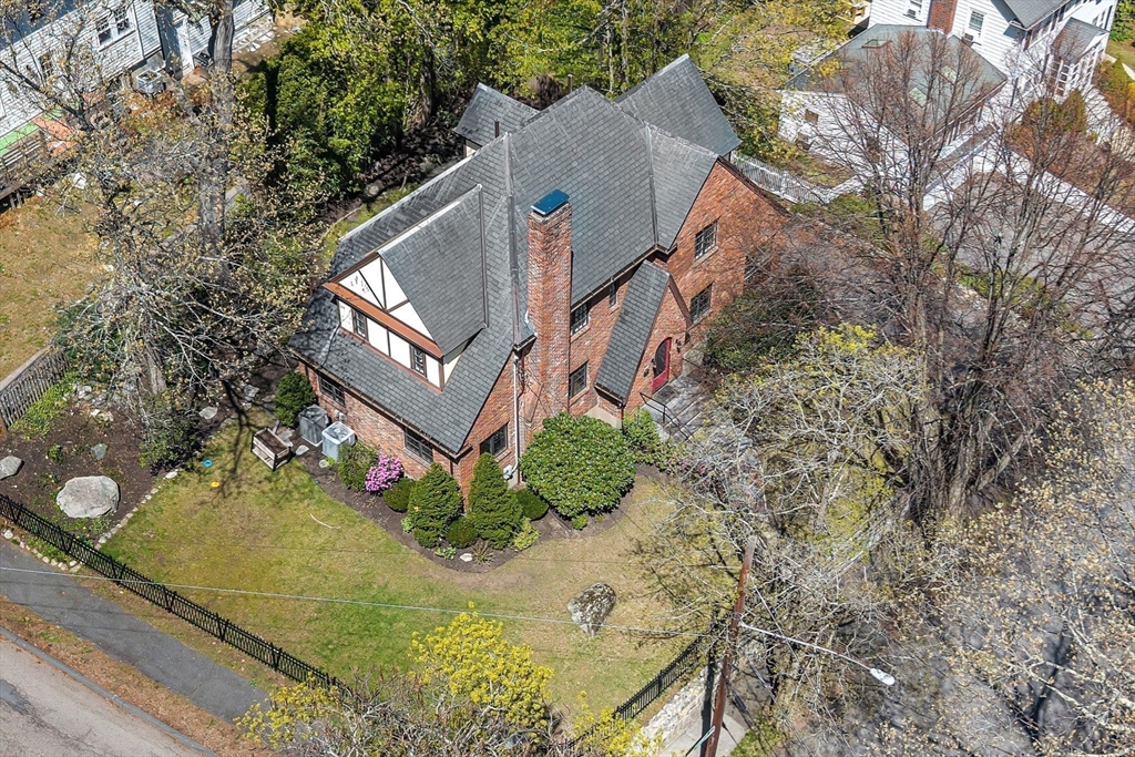 51 Fairfield St