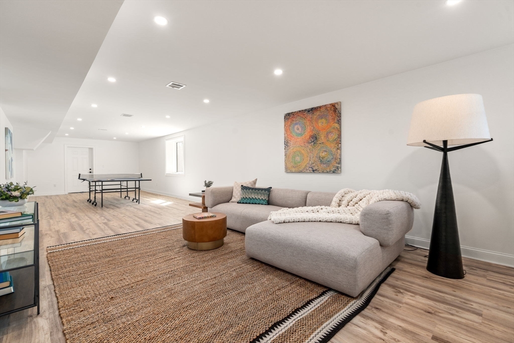 12 Sylvester Rd