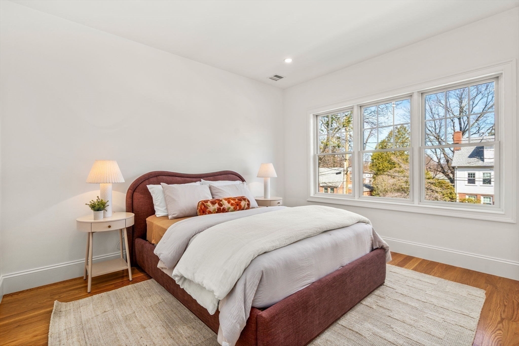 12 Sylvester Rd