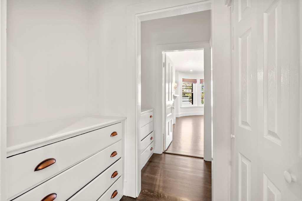 389 Commonwealth Avenue # 4