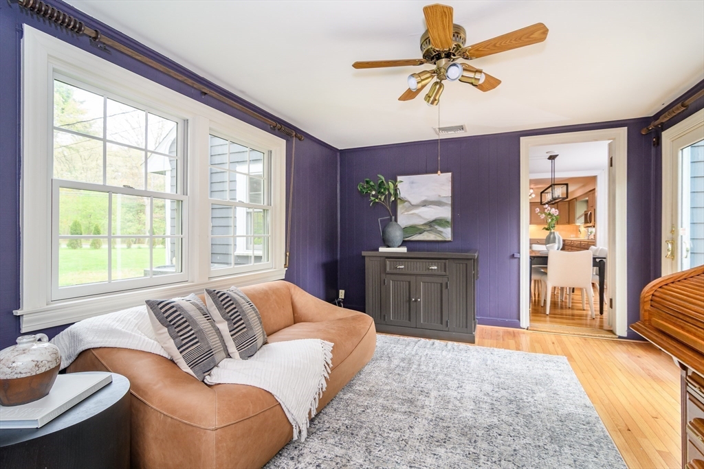 5 Wayland Hills Rd