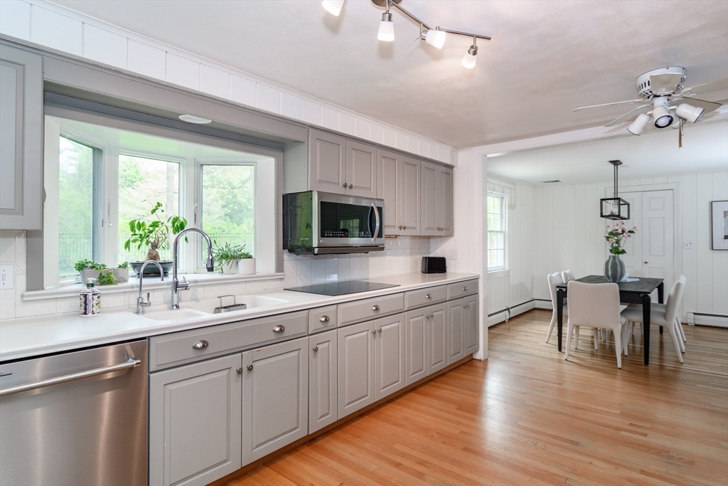 5 Wayland Hills Rd