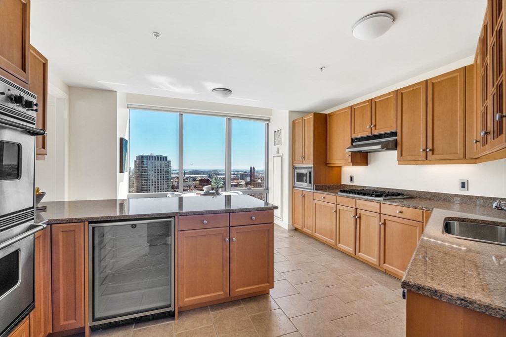 1 Avery St # 24D