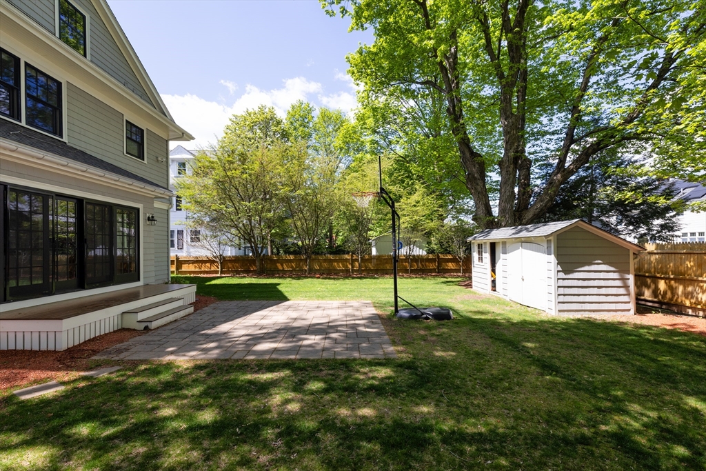 37 Stearns St