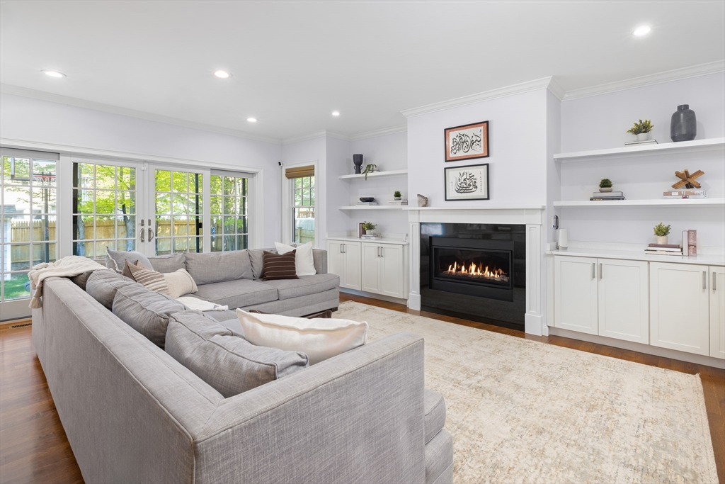 37 Stearns St
