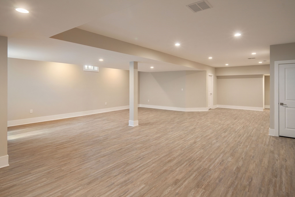 9 Schaffner Ln