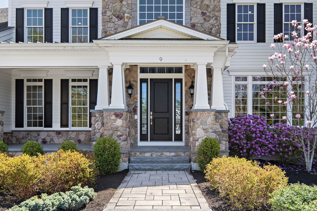 9 Schaffner Ln