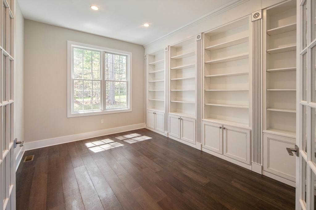 9 Schaffner Ln