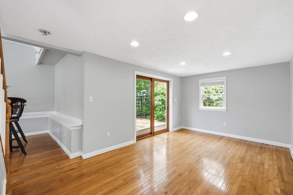 29 Summer St