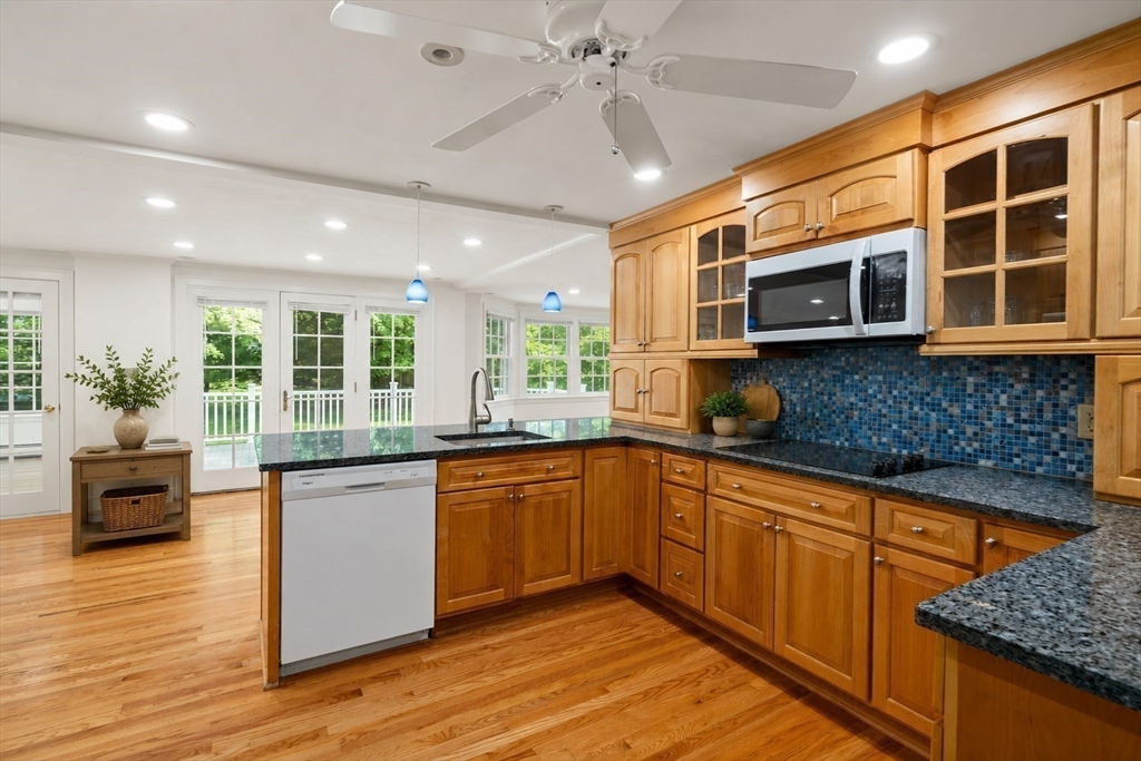 82 Allen Avenue