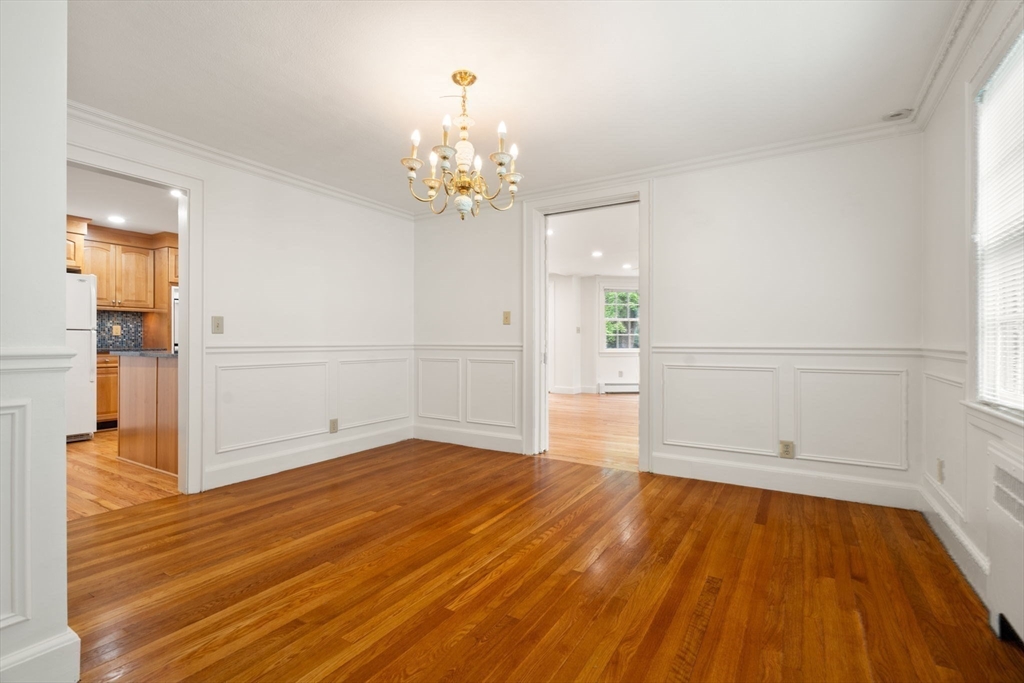 82 Allen Avenue
