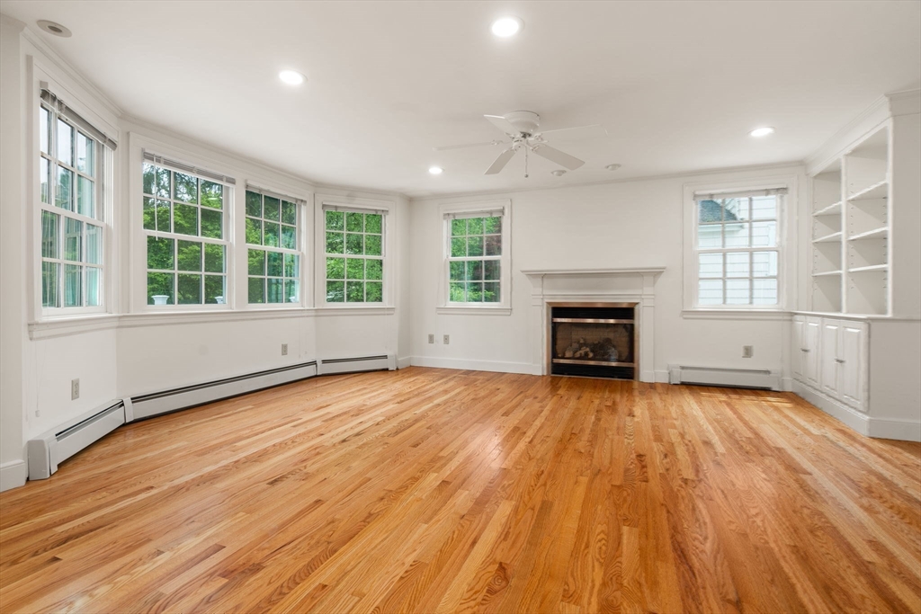 82 Allen Avenue
