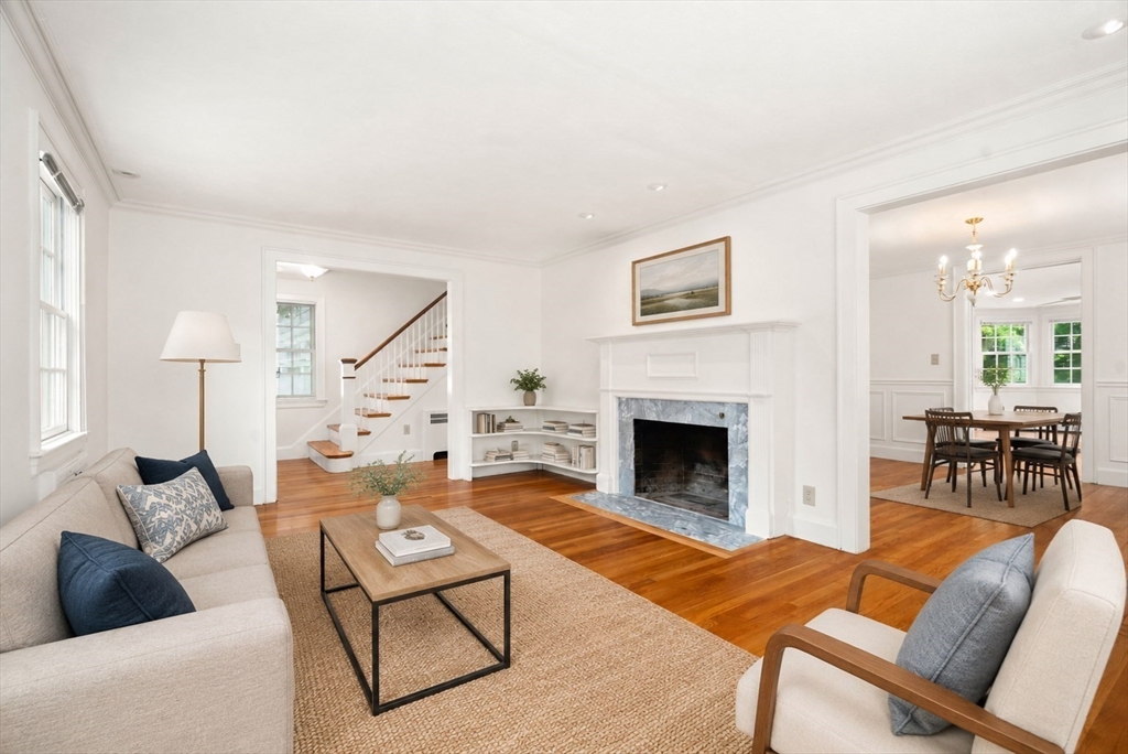 82 Allen Avenue