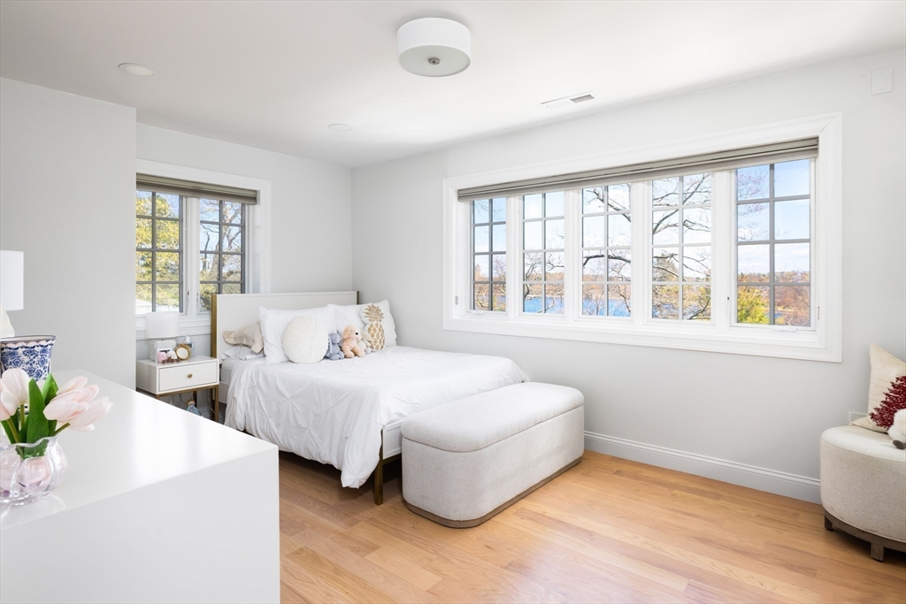 124 Chestnut Hill Rd