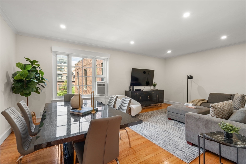 15 Monmouth Court # 5