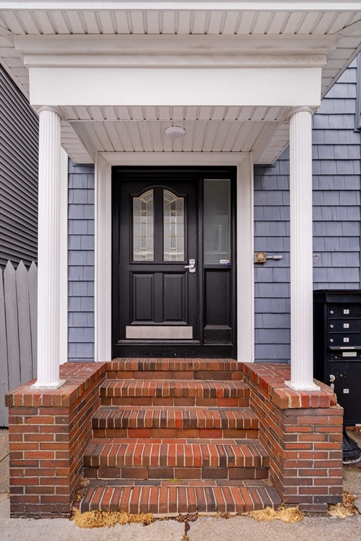 137 P Street # 2