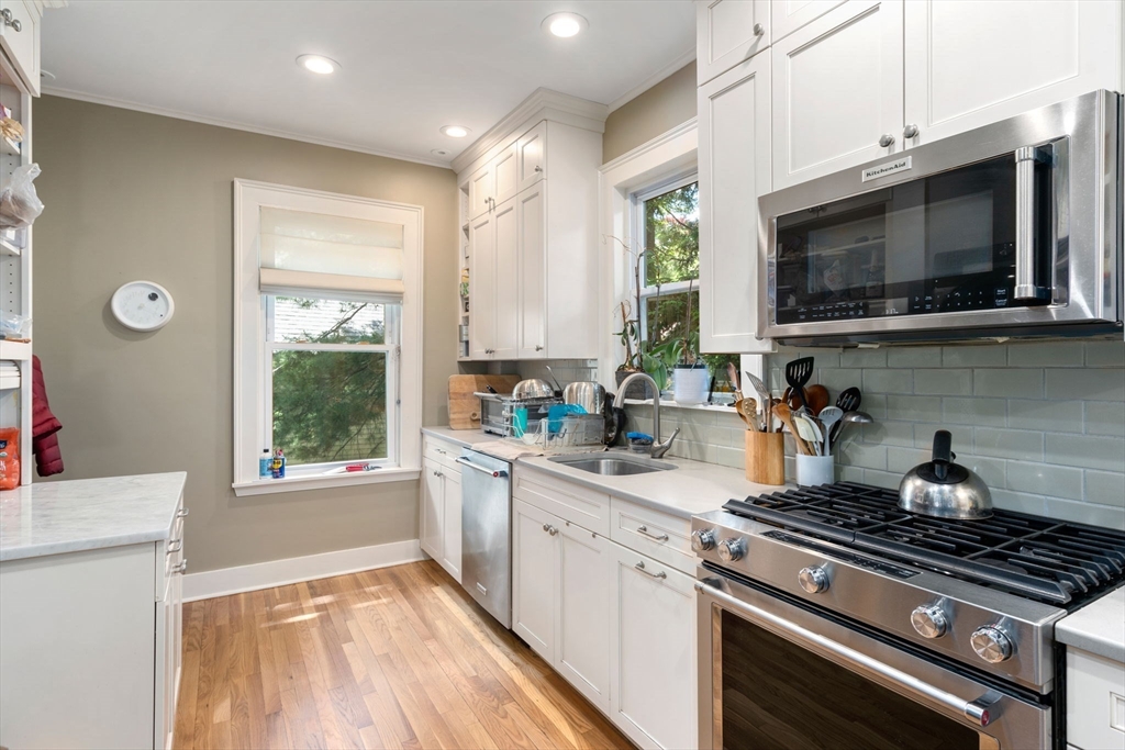 48 Francis Street # 2