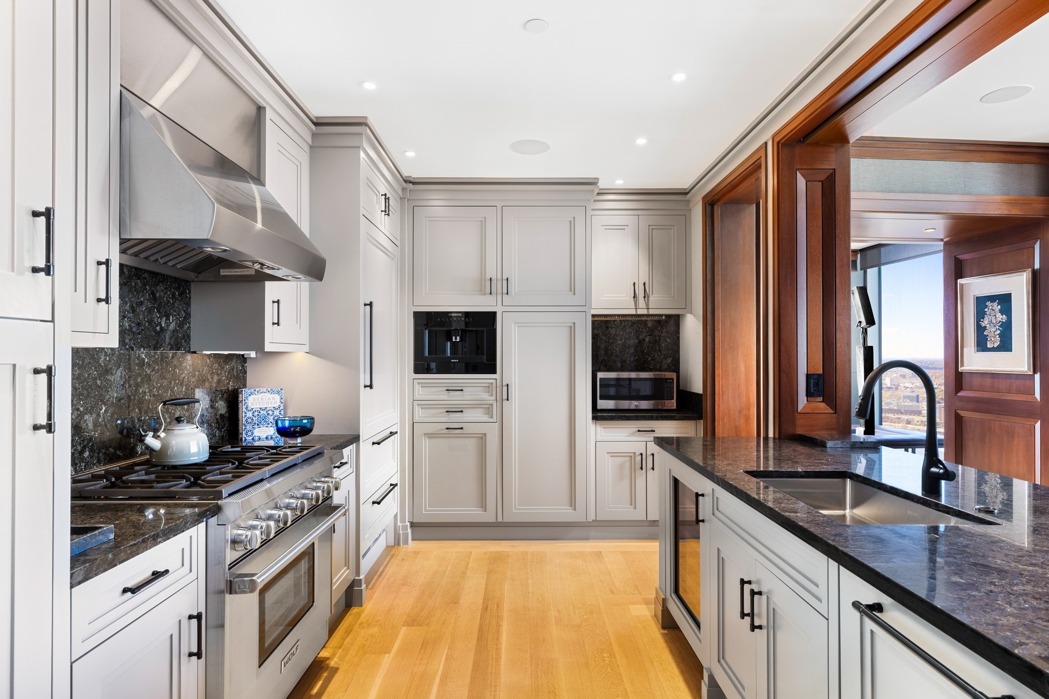 1 Dalton St # 4901