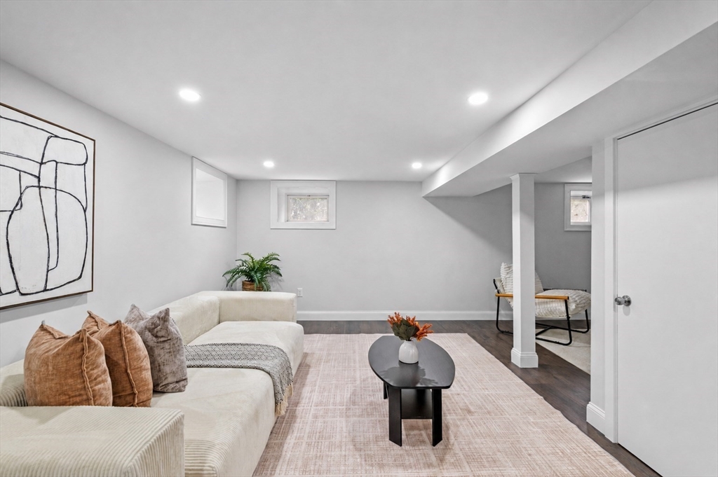 95 Greenwood Avenue
