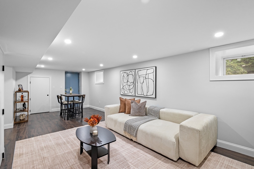95 Greenwood Avenue
